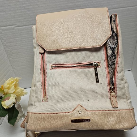 Kelly Wynne | Bags | Kelly Wynne Bon Voyage Backpack Laptop  display picture 3